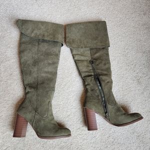 New knee-high/over knee boots